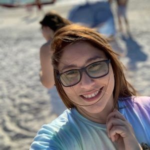 Meet your Posher, Maymayida